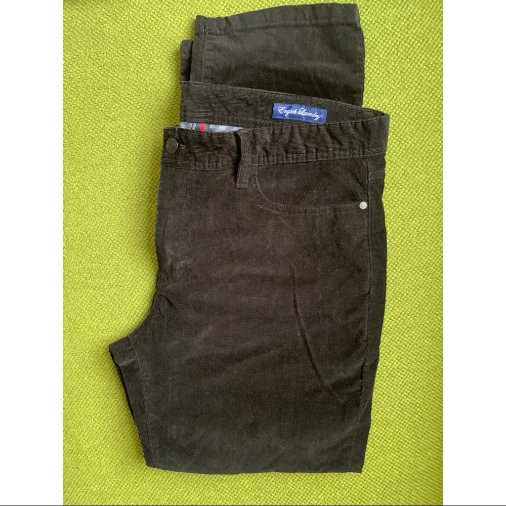English laundry men’s Carnaby pant. Corduroy